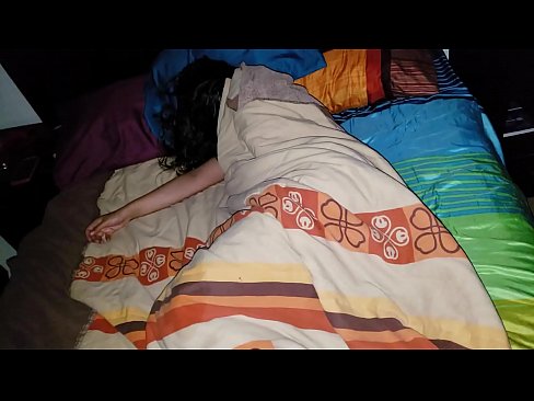 ❤️ ස්ටේප්සන් තම තරුණ සුළු මව නිදා සිටියදී ඇයට බැණ වදියි. ❤️❌ ගුද වීඩියෝව අප වෙත ❌️
